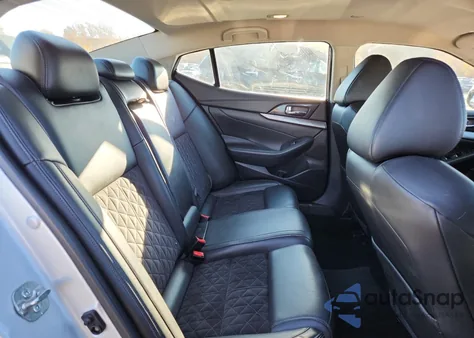 2017 Nissan Maxima 3.5S из США, поврежденный, VIN 1N4AA6AP5HC453336